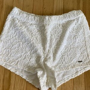 Hollister High Waist White Lace Shorts sz L